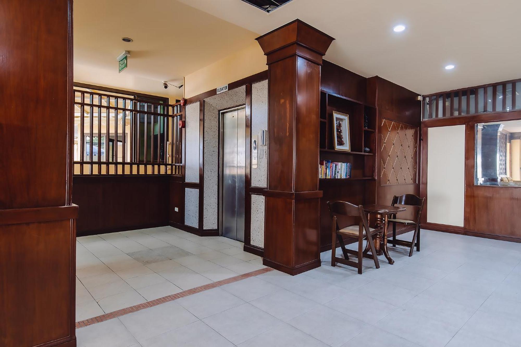 Bauman-Ville Hotel Patong Екстер'єр фото