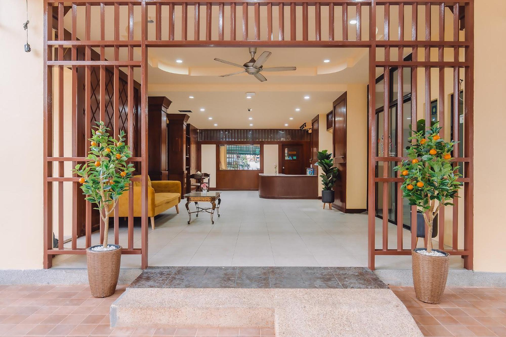 Bauman-Ville Hotel Patong Екстер'єр фото